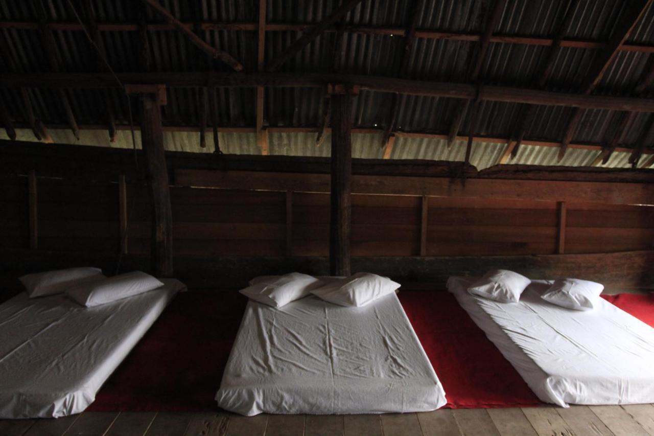 Sony Cottage Samosir Island Exterior foto