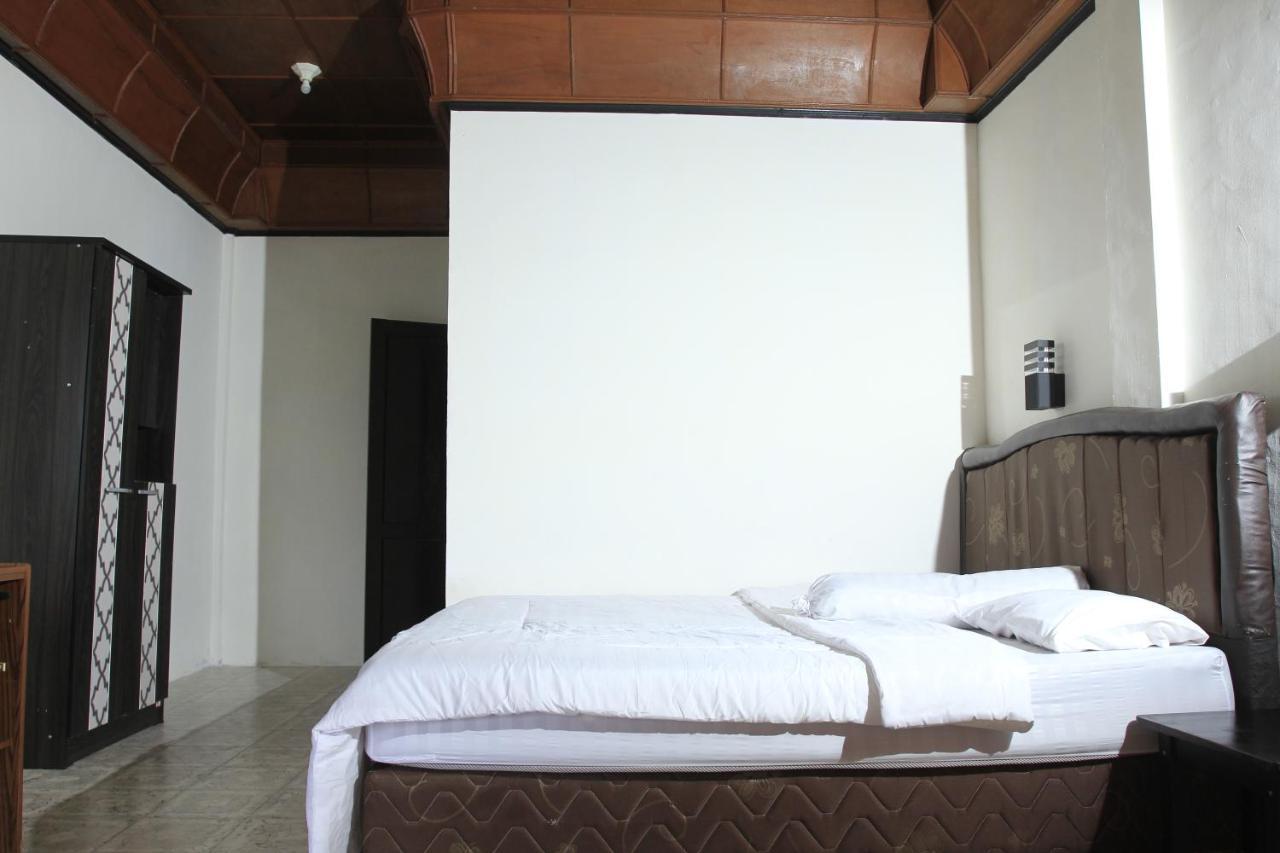 Sony Cottage Samosir Island Exterior foto
